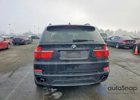 2013 BMW X5 xDrive35I z USA, uszkodzony, nr VIN 5UXZV4C57D0E04895